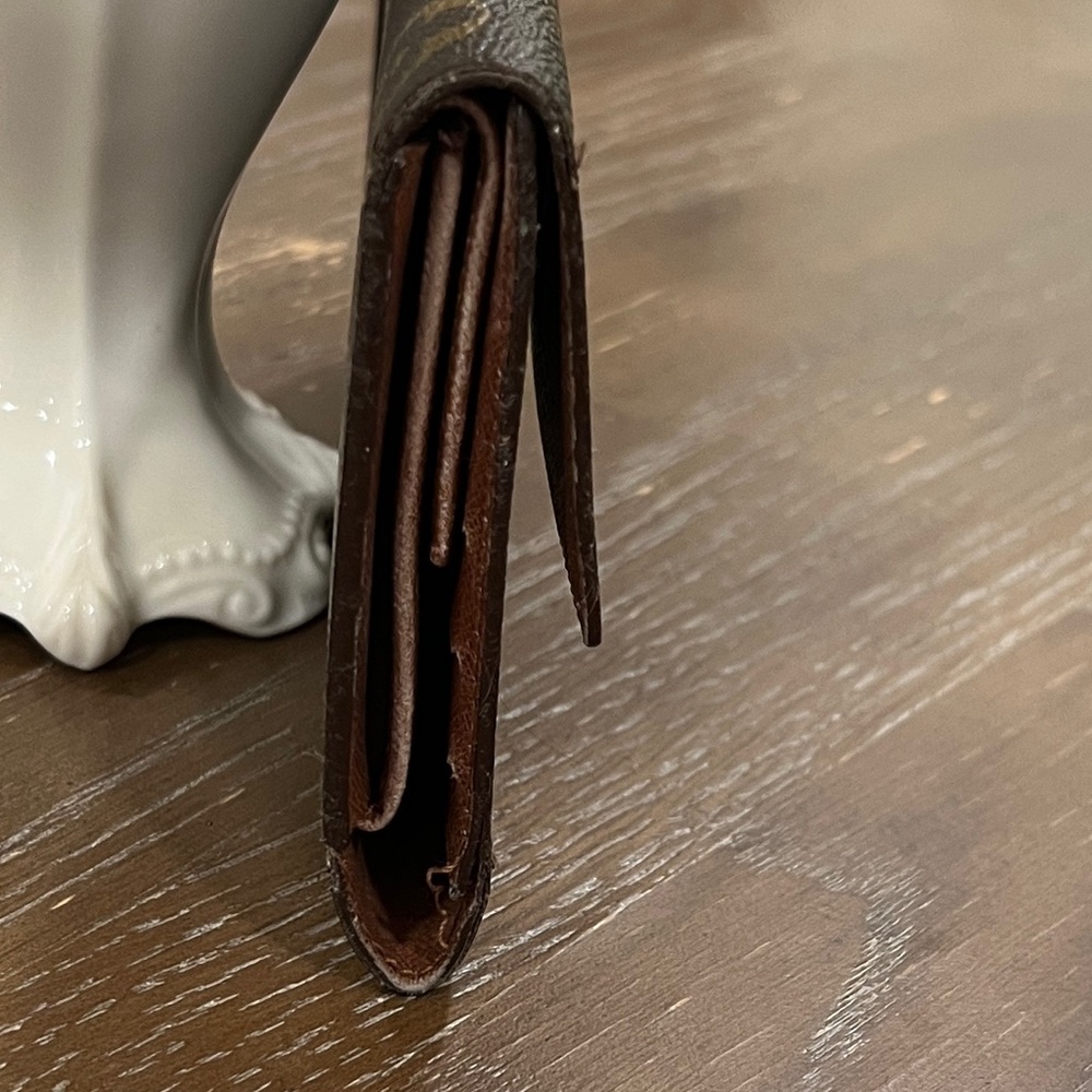 Sold Louis Vuitton Brown Monogram Wallet - Picture 4 of 12